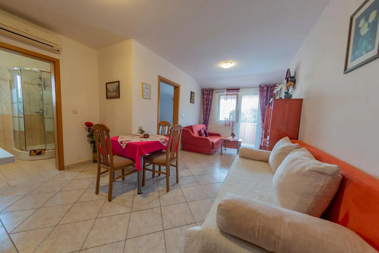 Apartments Anita Pula Guest house