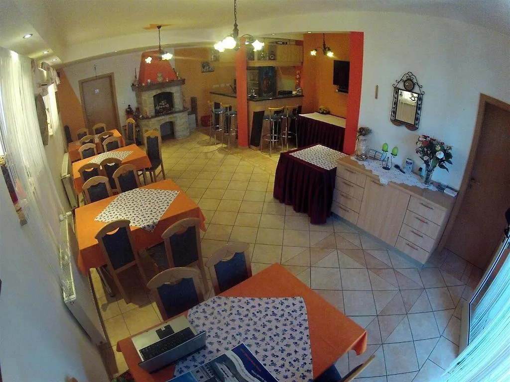 Apartments Anita Pula