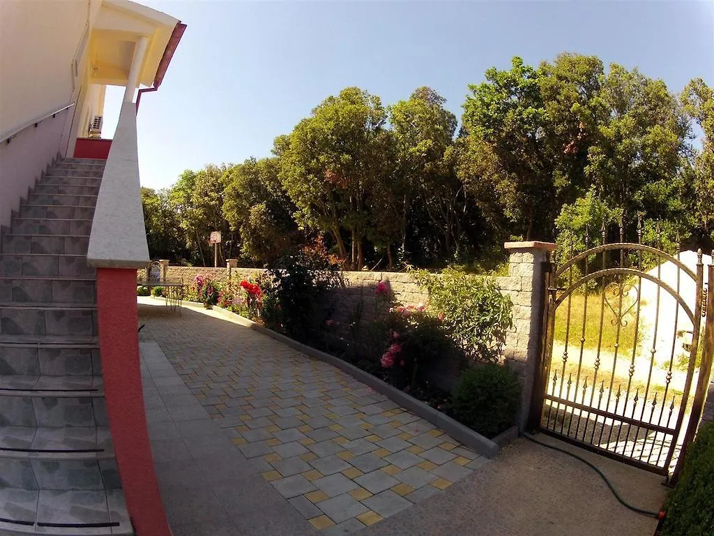 Apartments Anita Pula Croatia